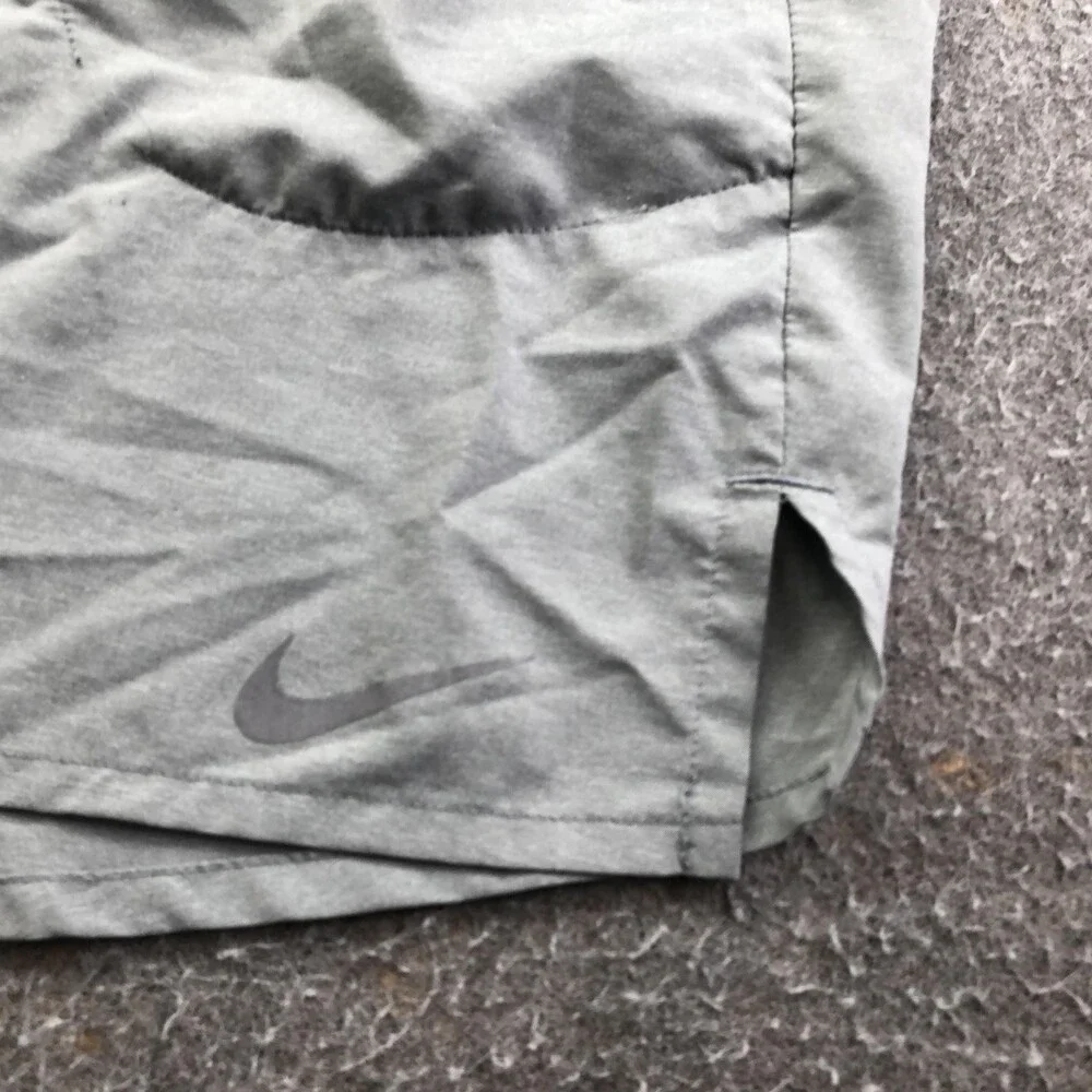 Nike Shorts Mens Large Gray Dri-FIT 9 Inch Athletic Running Gym Pockets